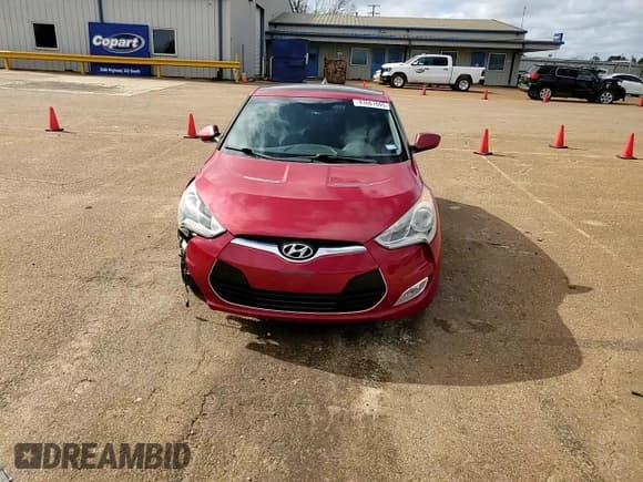 ✅ 2013 Hyundai Veloster w/Black Int • VIN: KMHTC6AD2DU121342 • Lot: 43667865. Wystawiony na Copart z przebiegiem 178 241 mil. Bezpłatny archiwum sprzedaży aukcyjnych z USA i szczegółowy raport historii pojazdu na DreamBid. Zdjęcie 11.