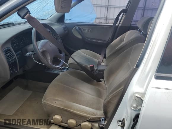 ✅ 1992 Infiniti G20 Luxury Sports • VIN: JNKCP01P3NT307865 • Lot: 52810975. Wystawiony na Copart z przebiegiem 87 620 mil. Bezpłatny archiwum sprzedaży aukcyjnych z USA i szczegółowy raport historii pojazdu na DreamBid. Zdjęcie 7.