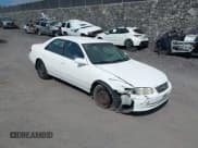 ✅ 2000 Toyota Camry LE • VIN: JT2BG22K2Y0459372 • Lot: 43253575. Wystawiony na IAAI z przebiegiem 146 366 mil. Bezpłatny archiwum sprzedaży aukcyjnych z USA i szczegółowy raport historii pojazdu na DreamBid. Zdjęcie 6.