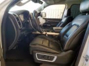 ✅ 2022 Ram 1500 Laramie • VIN: 1C6RREJT8NN217865 • Лот: 91962395. Опубликован ранее на Copart с пробегом 82 969 миль. Бесплатный доступ к архиву аукционных продаж из США и подробный отчёт об истории автомобиля на DreamBid. Изображение 7.