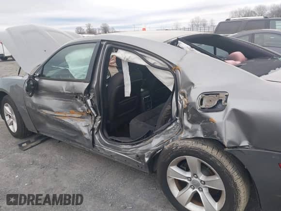 2011 Dodge Charger Rallye с VIN 2B3CL3CG0BH562558, выставлен на аукционе IAAI как лот 41527030 с пробегом 137 433 миль миль и . История ставок и продаж доступна на DreamBid. Изображение 12.