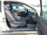 ✅ 2002 Mercedes-Benz C 230/260/280/320 • VIN: WDBRN47JX2A295473 • Lot: 42870379. Wystawiony na IAAI z przebiegiem 96 443 mil. Bezpłatny archiwum sprzedaży aukcyjnych z USA i szczegółowy raport historii pojazdu na DreamBid. Zdjęcie 5.