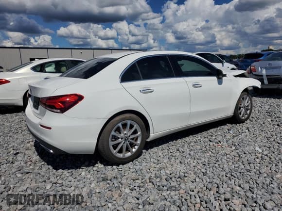 ✅ 2021 Mercedes-Benz A 220 • VIN: W1K3G4EB9MJ296247 • Лот: 83864005. Опубликован ранее на Copart с пробегом 52 981 миль. Бесплатный доступ к архиву аукционных продаж из США и подробный отчёт об истории автомобиля на DreamBid. Изображение 3.