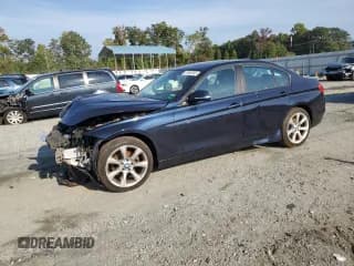 ✅ 2014 BMW 3 Series 320i xDrive • VIN: WBA3C3G55ENS68413 • Lot: 81065555. Wystawiony na Copart z przebiegiem Nie podano. Bezpłatny archiwum sprzedaży aukcyjnych z USA i szczegółowy raport historii pojazdu na DreamBid. Zdjęcie 1.