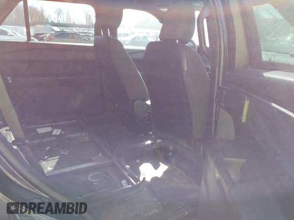 ✅ 2022 Ford Police Interceptor Utility • VIN: 1FM5K8AB7NGA02479 • Lot: 41737820. Wystawiony na IAAI z przebiegiem 85 571 mil. Bezpłatny archiwum sprzedaży aukcyjnych z USA i szczegółowy raport historii pojazdu na DreamBid. Zdjęcie 8.