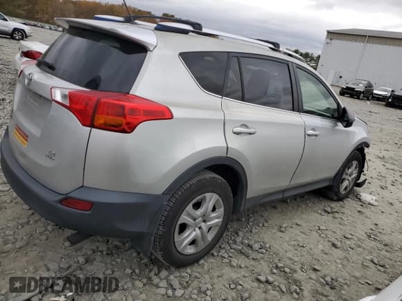 ✅ 2014 Toyota RAV4 LE • VIN: JTMBFREV9EJ008325 • Лот: 90063205. Опубликован ранее на Copart с пробегом 182 496 миль. Бесплатный доступ к архиву аукционных продаж из США и подробный отчёт об истории автомобиля на DreamBid. Изображение 3.