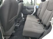 ✅ 2018 Jeep Wrangler Unlimited Sport S • VIN: 1C4BJWDG3JL907759 • Lot: 81500305. Wystawiony na Copart z przebiegiem 75 309 mil. Bezpłatny archiwum sprzedaży aukcyjnych z USA i szczegółowy raport historii pojazdu na DreamBid. Zdjęcie 11.