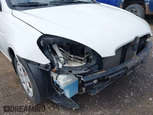 ✅ 2010 Hyundai Accent GLS • VIN: KMHCN4AC4AU485005 • Лот: 42633467. Опубликован ранее на IAAI с пробегом 97 978 миль. Бесплатный доступ к архиву аукционных продаж из США и подробный отчёт об истории автомобиля на DreamBid. Изображение 6.