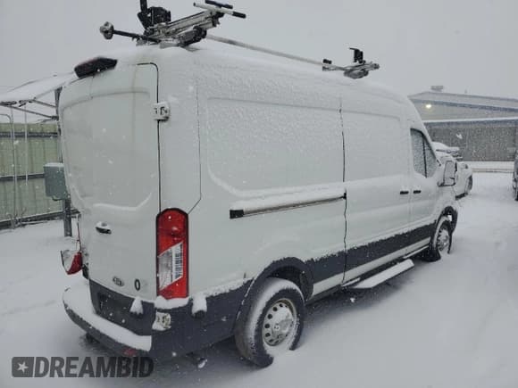 ✅ 2020 Ford Transit Cargo • VIN: 1FTBR2C86LKB45032 • Lot: 86892024. Listed on Copart with 186,601 mi. Free auction sales archive from the USA and detailed vehicle history report at DreamBid. Image 3.