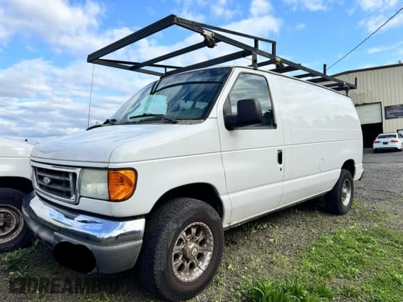 ✅ 2007 Ford Econoline Cargo Commercial • VIN: 1FTNE24L57DA36924 • Лот: 82140245. Опубликован ранее на Copart с пробегом Не указан. Бесплатный доступ к архиву аукционных продаж из США и подробный отчёт об истории автомобиля на DreamBid. Изображение 2.