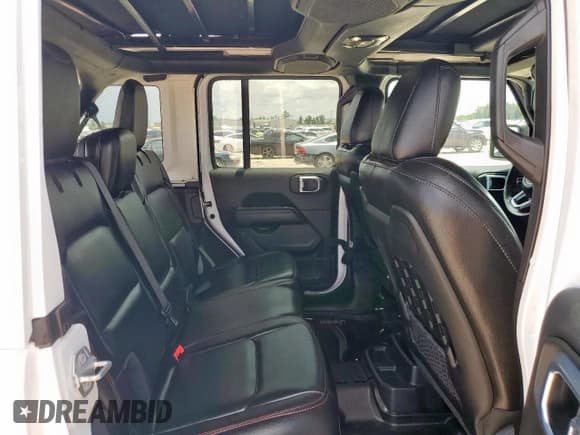 ✅ 2021 Jeep Wrangler Unlimited Rubicon • VIN: 1C4JJXFG1MW849460 • Лот: 62701895. Опубликован ранее на Copart с пробегом 54 517 миль. Бесплатный доступ к архиву аукционных продаж из США и подробный отчёт об истории автомобиля на DreamBid. Изображение 11.