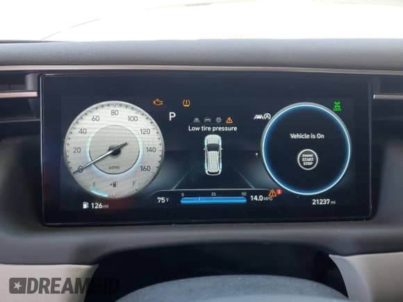 ✅ 2024 Hyundai Tucson SEL • VIN: 5NMJBCDEXRH420450 • Lot: 61954275. Listed on Copart with 21,237 mi miles. Access the free auction sales archive from the USA and view a detailed vehicle history report at DreamBid. Image 9.