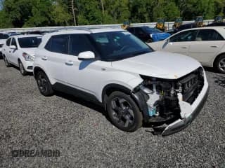 ✅ 2024 Hyundai Venue SEL • VIN: KMHRC8A34RU341957 • Lot: 52706545. Listed on Copart with 2,528 mi. Free auction sales archive from the USA and detailed vehicle history report at DreamBid. Image 4.