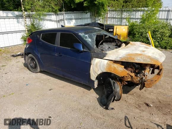 ✅ 2016 Hyundai Veloster • VIN: KMHTC6AD3GU294050 • Lot: 56909725. Wystawiony na Copart z przebiegiem Nie podano. Bezpłatny archiwum sprzedaży aukcyjnych z USA i szczegółowy raport historii pojazdu na DreamBid. Zdjęcie 4.