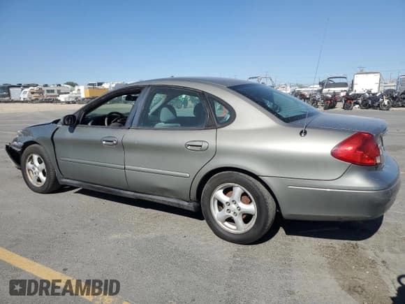 ✅ 2003 Ford Taurus SE Standard • VIN: 1FAFP53U73G111695 • Lot: 81001825. Wystawiony na Copart z przebiegiem 78 155 mil. Bezpłatny archiwum sprzedaży aukcyjnych z USA i szczegółowy raport historii pojazdu na DreamBid. Zdjęcie 2.