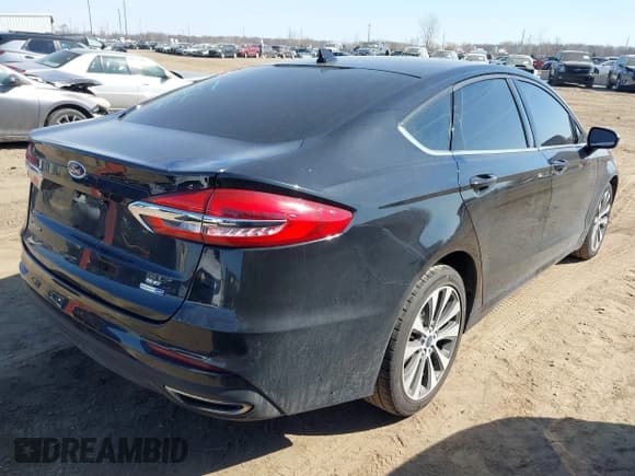 ✅ 2020 Ford Fusion SE • VIN: 3FA6P0T96LR179655 • Лот: 41796399. Опубликован ранее на IAAI с пробегом 54 089 миль. Бесплатный доступ к архиву аукционных продаж из США и подробный отчёт об истории автомобиля на DreamBid. Изображение 4.
