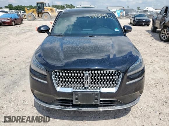 ✅ 2022 Lincoln Corsair Reserve • VIN: 5LMCJ2C96NUL01672 • Lot: 67684255. Wystawiony na Copart z przebiegiem 72 197 mil. Bezpłatny archiwum sprzedaży aukcyjnych z USA i szczegółowy raport historii pojazdu na DreamBid. Zdjęcie 5.