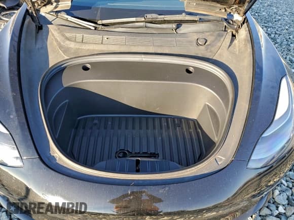 ✅ 2022 Tesla Model 3 • VIN: 5YJ3E1EA8NF368523 • Лот: 94477575. Опубликован ранее на Copart с пробегом 124 931 миль. Бесплатный доступ к архиву аукционных продаж из США и подробный отчёт об истории автомобиля на DreamBid. Изображение 11.