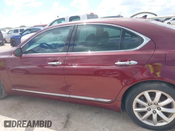 ✅ 2008 Lexus LS 460 • VIN: JTHBL46F485058127 • Lot: 42589668. Listed on IAAI with 206,354 mi. Free auction sales archive from the USA and detailed vehicle history report at DreamBid. Image 14.