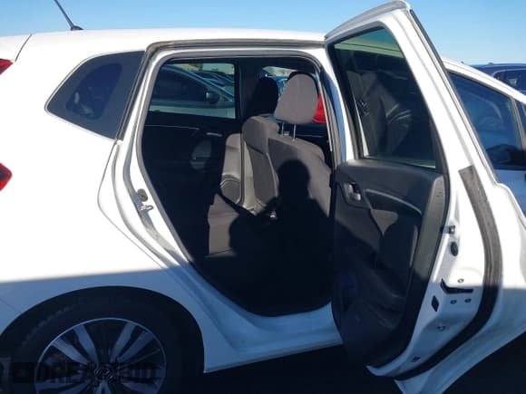 ✅ 2016 Honda Fit EX • VIN: JHMGK5H73GX036630 • Lot: 43462314. Wystawiony na IAAI z przebiegiem 119 345 mil. Bezpłatny archiwum sprzedaży aukcyjnych z USA i szczegółowy raport historii pojazdu na DreamBid. Zdjęcie 8.