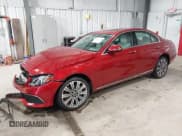 ✅ 2020 Mercedes-Benz E 350 • VIN: W1KZF8DB8LA838460 • Лот: 42424765. Опубликован ранее на IAAI с пробегом 24 285 миль. Бесплатный доступ к архиву аукционных продаж из США и подробный отчёт об истории автомобиля на DreamBid. Изображение 2.