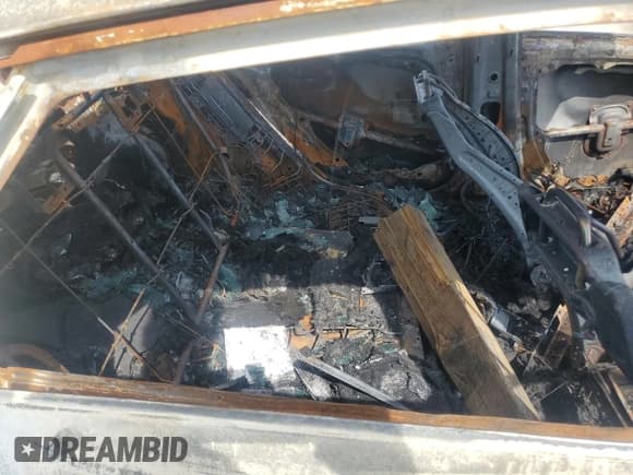 ✅ 2025 Hyundai Elantra SE • VIN: KMHLL4DG0SU916851 • Lot: 81464535. Listed on Copart with Not provided. Free auction sales archive from the USA and detailed vehicle history report at DreamBid. Image 10.