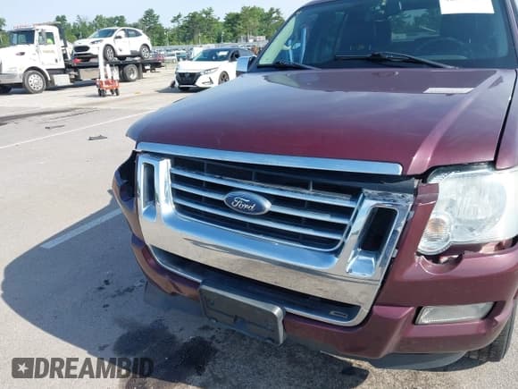 ✅ 2007 Ford Explorer Sport Trac Limited • VIN: 1FMEU53807UB42128 • Lot: 42559321. Wystawiony na IAAI z przebiegiem 178 511 mil. Bezpłatny archiwum sprzedaży aukcyjnych z USA i szczegółowy raport historii pojazdu na DreamBid. Zdjęcie 14.