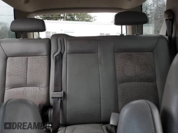 2007 Saturn VUE V6 z VIN 5GZCZ634X7S805568, wystawiony jako Copart lot #87123904 z przebiegiem 162 578 mil mil oraz Szkoda całkowita • Salvage title. Historia ofert i sprzedaży dostępna na DreamBid. Obrazek 10.