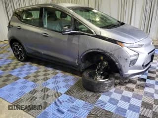 ✅ 2023 Chevrolet Bolt EV 2LT • VIN: 1G1FX6S06P4191330 • Lot: 88216125. Wystawiony na Copart z przebiegiem 17 322 mil. Bezpłatny archiwum sprzedaży aukcyjnych z USA i szczegółowy raport historii pojazdu na DreamBid. Zdjęcie 4.