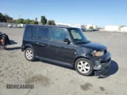 ✅ 2004 Scion xB • VIN: JTLKT324940142715 • Лот: 70875135. Опубликован ранее на Copart с пробегом 323 005 миль. Бесплатный доступ к архиву аукционных продаж из США и подробный отчёт об истории автомобиля на DreamBid. Изображение 4.