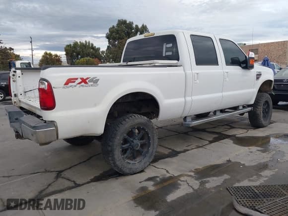 ✅ 2010 Ford F-250 XL • VIN: 1FTSW2BR6AEA04802 • Lot: 43687867. Listed on IAAI with 175,024 mi. Free auction sales archive from the USA and detailed vehicle history report at DreamBid. Image 4.
