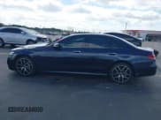 ✅ 2022 Mercedes-Benz E 350 • VIN: W1KZF8DB7NB090992 • Lot: 43478857. Listed on IAAI with 6,986 mi. Free auction sales archive from the USA and detailed vehicle history report at DreamBid. Image 14.