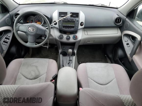 ✅ 2006 Toyota RAV4 • VIN: JTMZD35V465028901 • Лот: 85142695. Опубликован ранее на Copart с пробегом 176 727 миль. Бесплатный доступ к архиву аукционных продаж из США и подробный отчёт об истории автомобиля на DreamBid. Изображение 8.