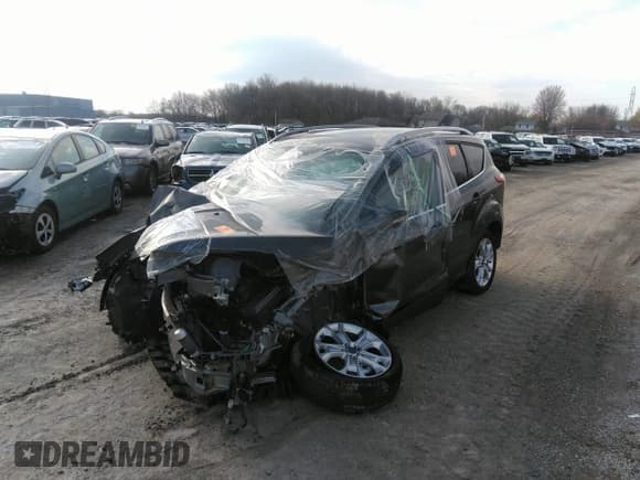 ✅ 2015 Ford Escape Titanium • VIN: 1FMCU9J90FUC57840 • Lot: 15941836. Wystawiony na IAAI z przebiegiem Nie podano. Bezpłatny archiwum sprzedaży aukcyjnych z USA i szczegółowy raport historii pojazdu na DreamBid. Zdjęcie 2.