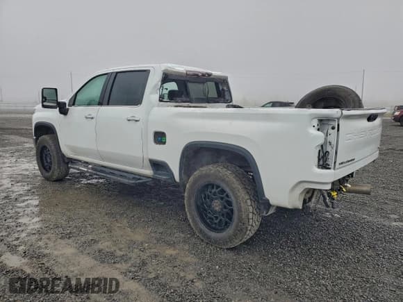 ✅ 2020 Chevrolet Silverado 2500HD LTZ • VIN: 1GC1YPEY8LF143817 • Лот: 92408495. Опубликован ранее на Copart с пробегом 402 013 миль. Бесплатный доступ к архиву аукционных продаж из США и подробный отчёт об истории автомобиля на DreamBid. Изображение 2.