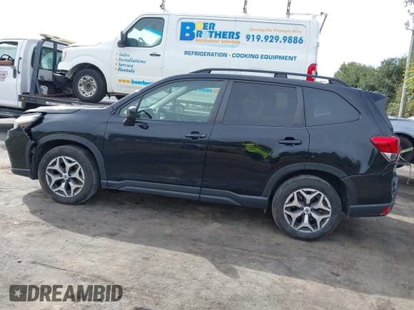 ✅ 2019 Subaru Forester Premium • VIN: JF2SKAGC3KH583498 • Lot: 43419290. Listed on IAAI with 157,452 mi. Free auction sales archive from the USA and detailed vehicle history report at DreamBid. Image 14.