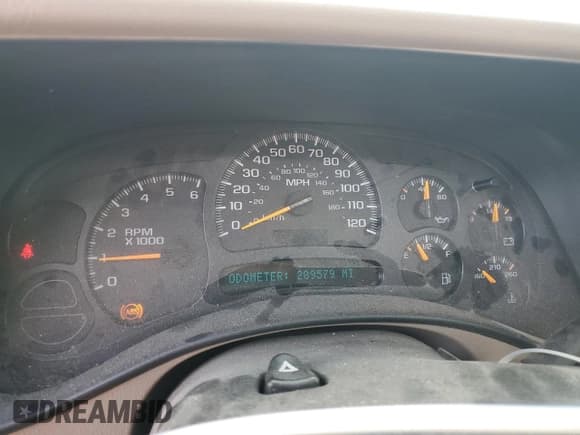 ✅ 2003 GMC Yukon XL SLE • VIN: 1GKFK16Z63J172990 • Lot: 68291005. Wystawiony na Copart z przebiegiem 289 579 mil. Bezpłatny archiwum sprzedaży aukcyjnych z USA i szczegółowy raport historii pojazdu na DreamBid. Zdjęcie 9.