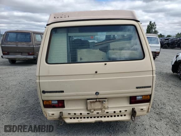 ✅ 1985 Volkswagen Vanagon • VIN: WV2XB0254FH102141 • Lot: 62593745. Listed on Copart with Not provided. Free auction sales archive from the USA and detailed vehicle history report at DreamBid. Image 6.