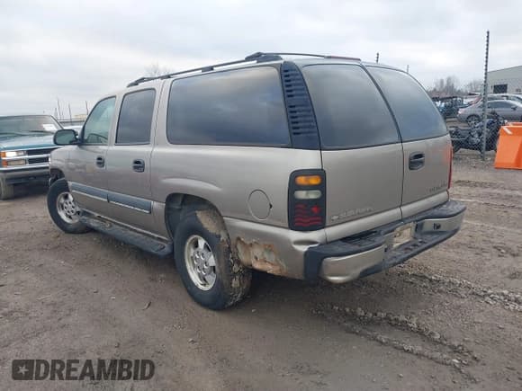 ✅ 2002 Chevrolet Suburban LS • VIN: 1GNEC16Z82J252026 • Лот: 41200765. Опубликован ранее на IAAI с пробегом 287 164 миль. Бесплатный доступ к архиву аукционных продаж из США и подробный отчёт об истории автомобиля на DreamBid. Изображение 3.