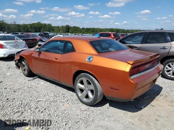 ✅ 2011 Dodge Challenger R/T • VIN: 2B3CJ5DT6BH533904 • Lot: 72046354. Wystawiony na Copart z przebiegiem 85 948 mil. Bezpłatny archiwum sprzedaży aukcyjnych z USA i szczegółowy raport historii pojazdu na DreamBid. Zdjęcie 2.