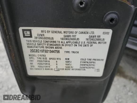 2002 Chevrolet Silverado 1500 LS z VIN 2GCEC19T921344756, wystawiony jako Copart lot #72798354 z przebiegiem 157 700 mil mil oraz Szkoda całkowita • Salvage title. Historia ofert i sprzedaży dostępna na DreamBid. Obrazek 13.