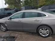 ✅ 2017 Chevrolet Malibu LT • VIN: 1G1ZE5ST0HF158370 • Lot: 43376487. Listed on IAAI with 179,155 mi. Free auction sales archive from the USA and detailed vehicle history report at DreamBid. Image 14.