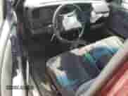 2000 Dodge Dakota Sport z VIN 1B7GG26N5YS546673, wystawiony jako Copart lot #54512715 z przebiegiem 140 904 mil mil oraz Czysty tytuł • Clean title. Historia ofert i sprzedaży dostępna na DreamBid. Obrazek 8.