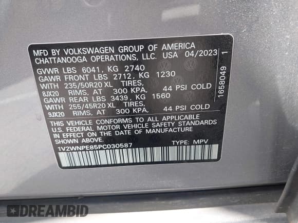 ✅ 2023 Volkswagen ID.4 Pro S • VIN: 1V2WNPE85PC030587 • Lot: 42439270. Wystawiony na IAAI z przebiegiem 22 715 mil. Bezpłatny archiwum sprzedaży aukcyjnych z USA i szczegółowy raport historii pojazdu na DreamBid. Zdjęcie 9.