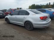 ✅ 2015 Volkswagen Jetta S • VIN: 3VW2K7AJ3FM316353 • Лот: 82129585. Опубликован ранее на Copart с пробегом 150 449 миль. Бесплатный доступ к архиву аукционных продаж из США и подробный отчёт об истории автомобиля на DreamBid. Изображение 2.