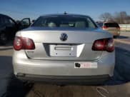 ✅ 2008 Volkswagen Jetta Wolfsburg Edition • VIN: 3VWRJ71K18M154963 • Лот: 47822225. Опубликован ранее на Copart с пробегом 227 641 миль. Бесплатный доступ к архиву аукционных продаж из США и подробный отчёт об истории автомобиля на DreamBid. Изображение 6.