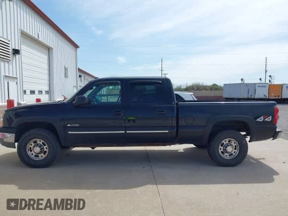 2004 Chevrolet Silverado 2500 LT с VIN 1GCGK23U44F106666, выставлен на аукционе IAAI как лот 41990598 с пробегом 229 266 миль миль и . История ставок и продаж доступна на DreamBid. Изображение 14.