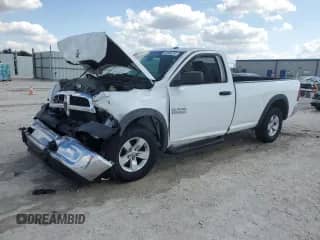 2017 Ram 1500 Tradesman z VIN 3C6JR6DG7HG687190, wystawiony jako Copart lot #43698295 z przebiegiem 23 997 mil mil oraz Szkoda całkowita • Salvage title. Historia ofert i sprzedaży dostępna na DreamBid. Obrazek 1.
