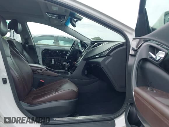 ✅ 2013 Hyundai Azera • VIN: KMHFH4JG7DA287466 • Лот: 43068958. Опубликован ранее на IAAI с пробегом 144 505 миль. Бесплатный доступ к архиву аукционных продаж из США и подробный отчёт об истории автомобиля на DreamBid. Изображение 5.