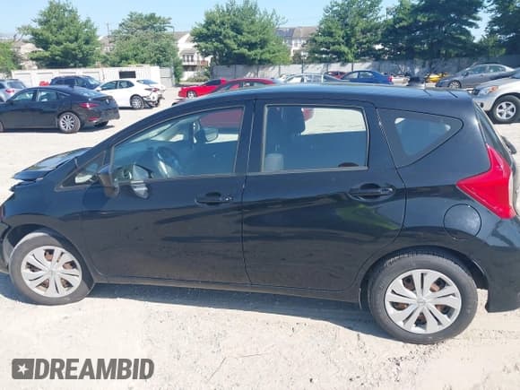 ✅ 2018 Nissan Note SV • VIN: 3N1CE2CP0JL352022 • Lot: 42569565. Listed on IAAI with 110,390 mi. Free auction sales archive from the USA and detailed vehicle history report at DreamBid. Image 15.